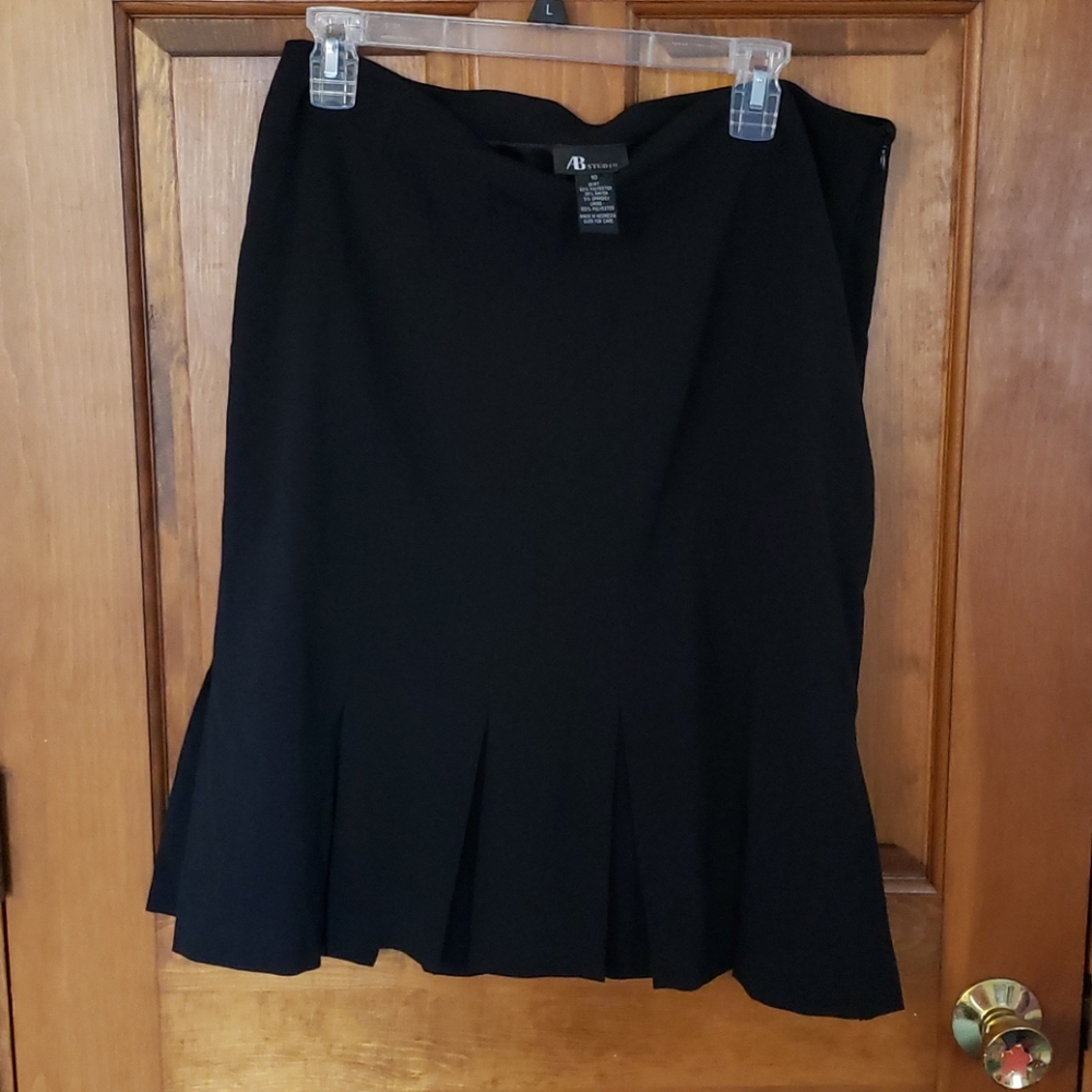 Black skirt